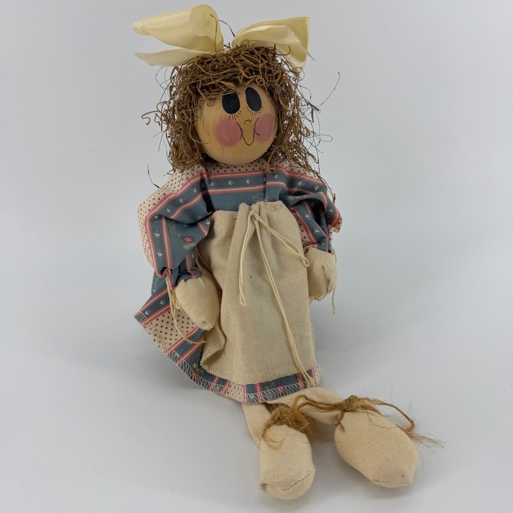 Vintage Wood 'N' Stitch Handcrafted Wooden "Good Girl" Doll Shelf Sitter, NWT